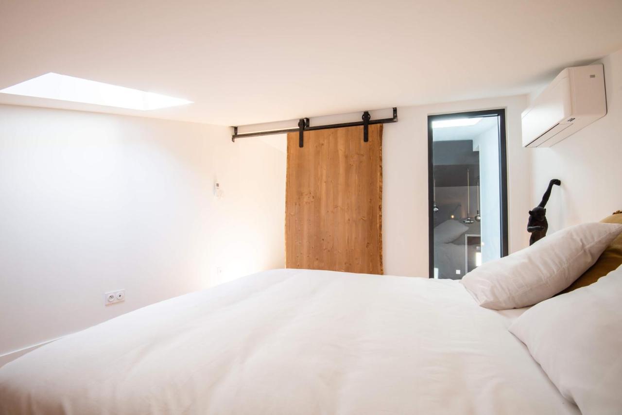 Le Loft De La Tour Pinte Apartment การ์กาซอน ภายนอก รูปภาพ