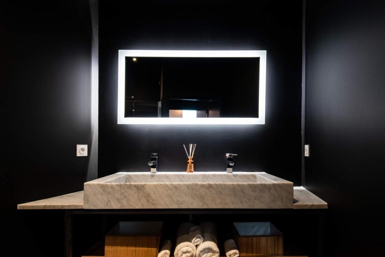 Le Loft De La Tour Pinte Apartment การ์กาซอน ภายนอก รูปภาพ